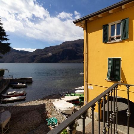 Mamma Ciccia Holiday Home - Lake Front Apartment مانديلو ديل لاريو المظهر الخارجي الصورة