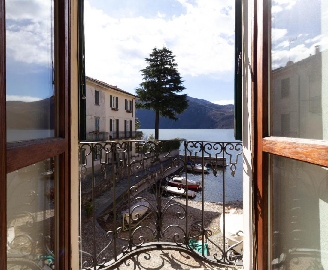 Mamma Ciccia Holiday Home - Lake Front Apartment مانديلو ديل لاريو المظهر الخارجي الصورة