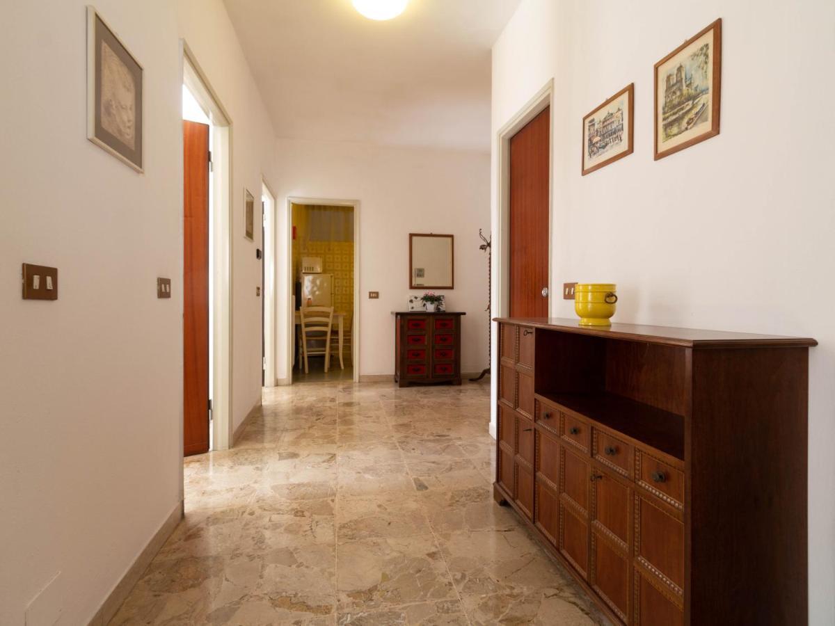 Mamma Ciccia Holiday Home - Lake Front Apartment مانديلو ديل لاريو المظهر الخارجي الصورة