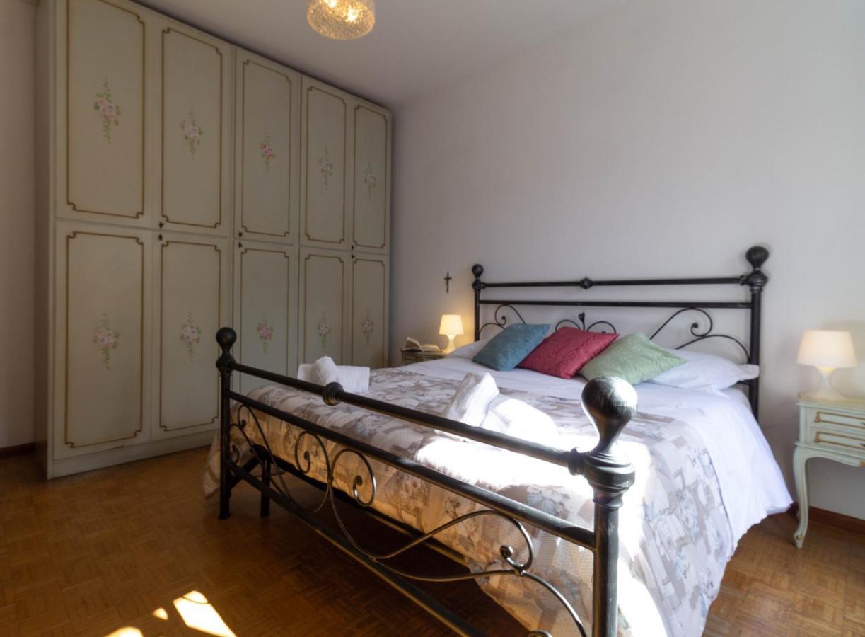 Mamma Ciccia Holiday Home - Lake Front Apartment مانديلو ديل لاريو المظهر الخارجي الصورة